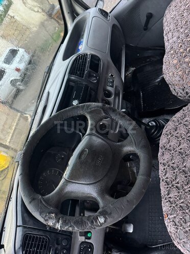 Ford Transit 1998, 525,200 km - 2.5 л - Quba