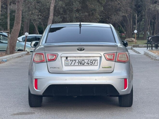 Kia Forte 2009, 185,479 km - 1.6 l - Bakı