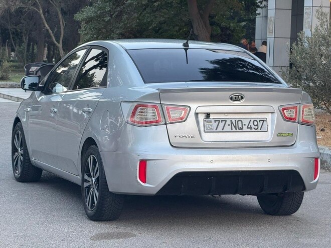 Kia Forte 2009, 185,479 km - 1.6 l - Bakı
