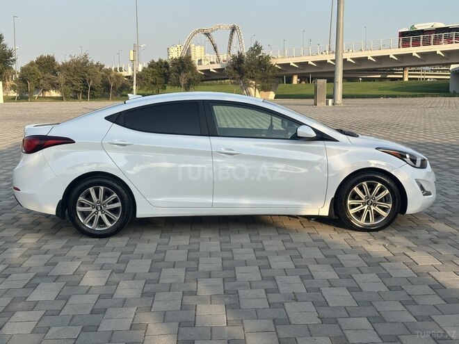 Hyundai Elantra 2015, 135,000 km - 1.8 l - Bakı