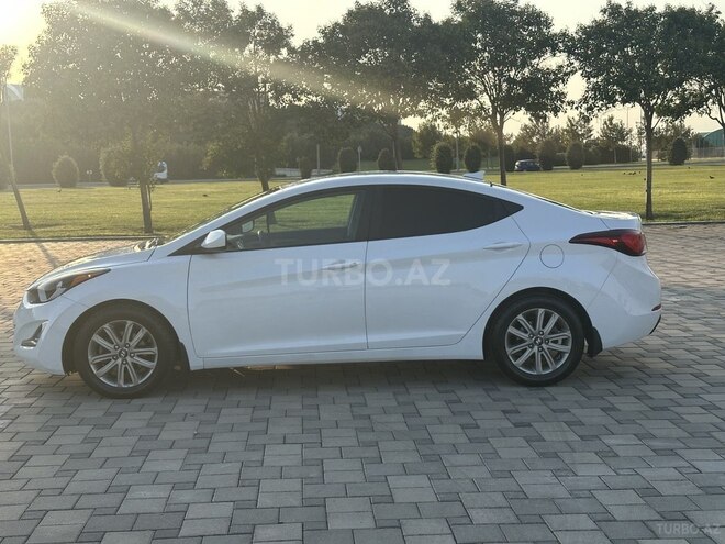 Hyundai Elantra 2015, 135,000 km - 1.8 l - Bakı