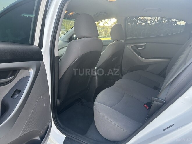 Hyundai Elantra 2015, 135,000 km - 1.8 l - Bakı