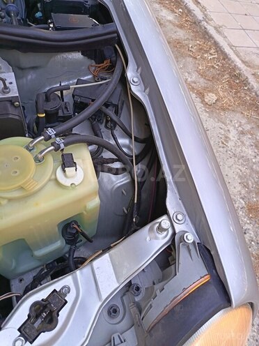 Mercedes E 270 2000, 312,000 km - 2.7 l - Neftçala
