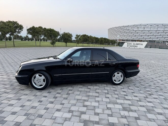 Mercedes E 220 2000, 460,000 km - 2.2 l - Bakı