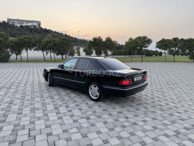 Mercedes E 220 2000, 460,000 km - 2.2 l - Bakı