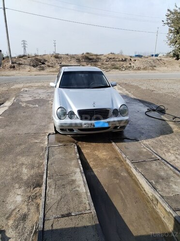 Mercedes E 280 2000, 250,000 km - 2.8 l - Ağdam