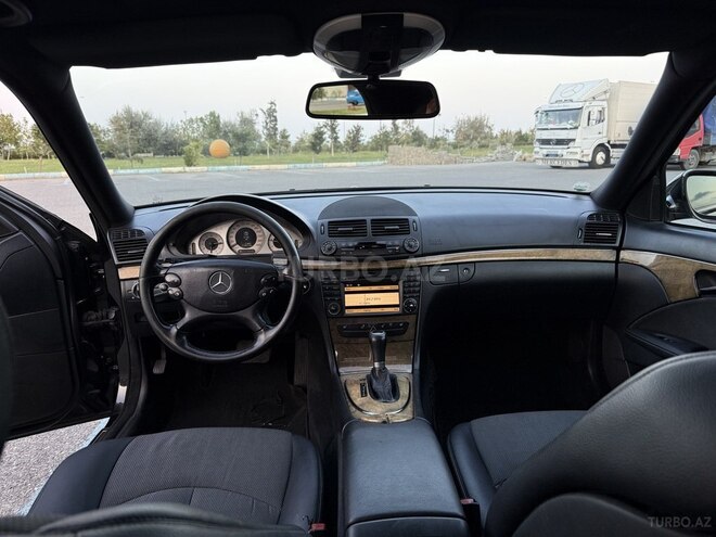 Mercedes E 220 2006, 256,000 km - 2.2 l - Xırdalan