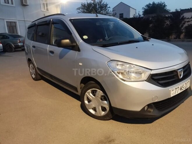 Dacia Lodgy 2016, 255,000 km - 1.5 л - Xudat