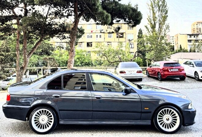 BMW 528 1999, 248,000 km - 2.5 l - Bakı