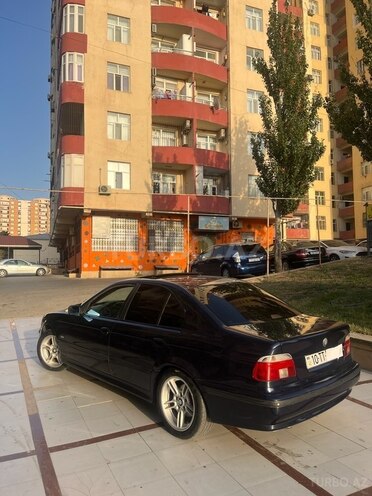 BMW 528 2000, 229,000 km - 2.8 л - Bakı