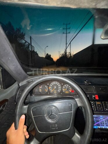Mercedes C 220 1995, 196,800 km - 2.2 l - Bakı