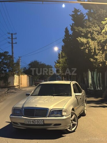 Mercedes C 220 1995, 196,800 km - 2.2 l - Bakı