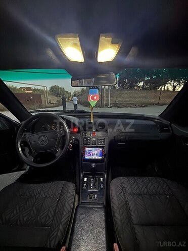 Mercedes C 220 1995, 196,800 km - 2.2 l - Bakı