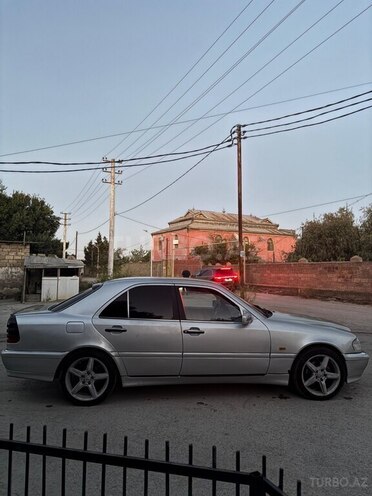 Mercedes C 220 1995, 196,800 km - 2.2 l - Bakı
