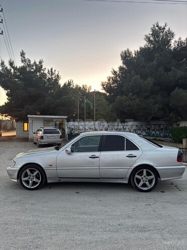 Mercedes C 220 1995, 196,800 km - 2.2 l - Bakı