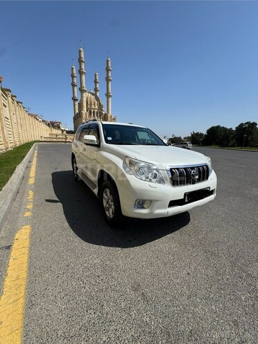 Toyota Land Cruiser Prado 2013, 123,000 km - 2.7 l - Bakı