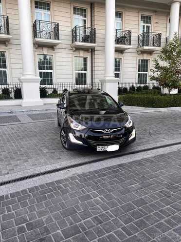 Hyundai Elantra-2