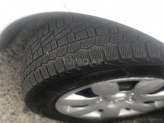 Hyundai i30 2016, 300,000 km - 1.6 л - Bakı