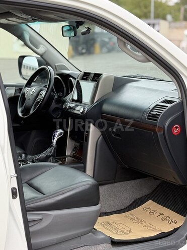 Toyota Land Cruiser Prado 2010, 192,000 km - 2.7 л - Gəncə