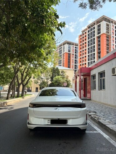 Changan Qiyuan A05 2025, 13,300 km - 1.5 л - Bakı