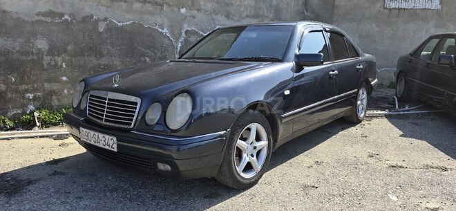 Mercedes E 240 1999, 380,000 km - 2.4 l - Bakı