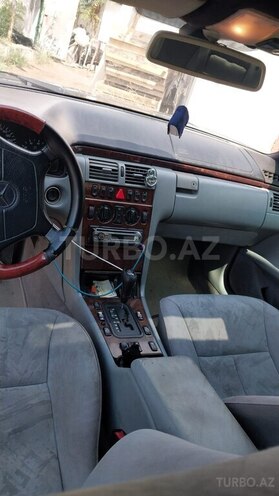 Mercedes E 280 1998, 350,000 km - 2.8 l - Bakı
