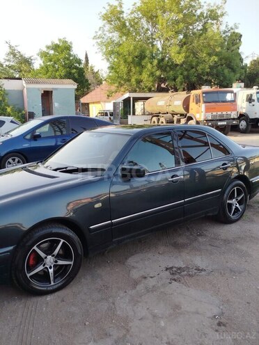 Mercedes E 280 1998, 350,000 km - 2.8 l - Bakı
