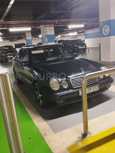 Mercedes E 280 1998, 350,000 km - 2.8 l - Bakı
