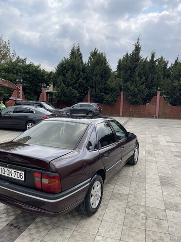Opel Vectra 1993, 390,607 km - 2.0 l - Sumqayıt