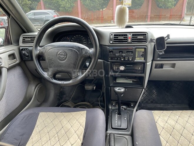 Opel Vectra 1993, 390,607 km - 2.0 l - Sumqayıt