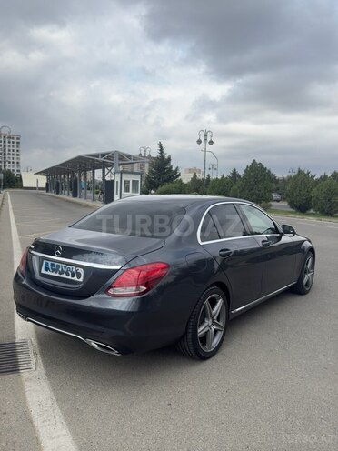 Mercedes C 300 4MATIC 2015, 169,000 km - 3.5 l - Bakı
