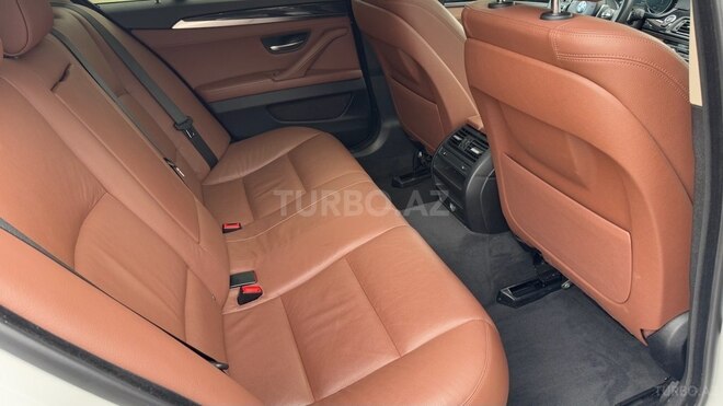 BMW 520 2015, 136,000 km - 2.0 l - Bakı