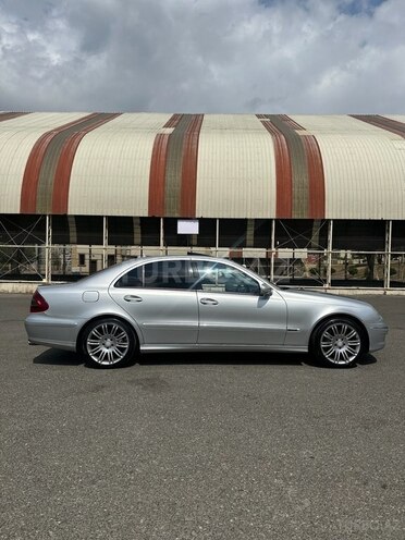 Mercedes E 320 2007, 302,000 km - 3.0 l - Bakı