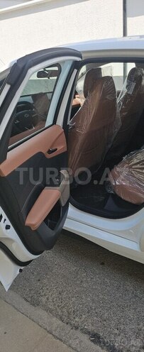 Changan Qiyuan A05 2025, 0 km - 1.5 л - Bakı