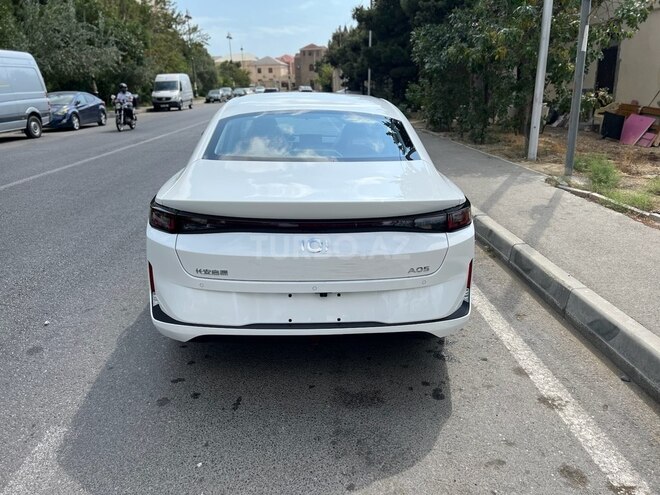 Changan Qiyuan A05 2025, 0 km - 1.5 л - Bakı