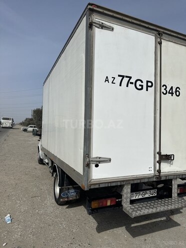 Ford Transit-7