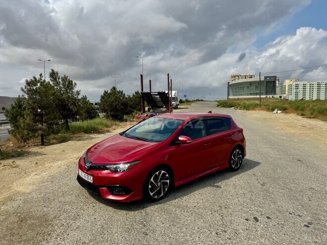 Toyota Corolla 2015, 87,453 km - 1.8 l - Bakı