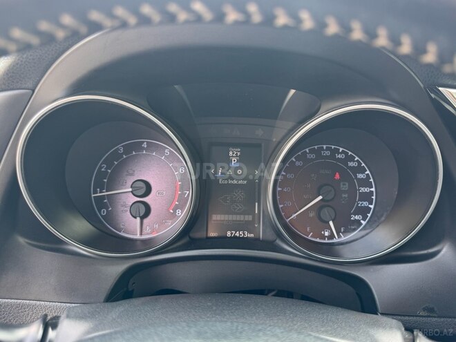 Toyota Corolla 2015, 87,453 km - 1.8 l - Bakı