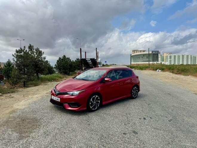 Toyota Corolla 2015, 87,453 km - 1.8 l - Bakı