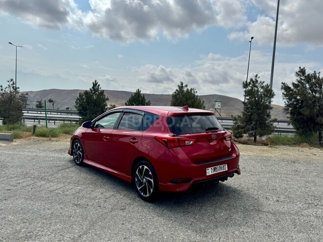 Toyota Corolla 2015, 87,453 km - 1.8 l - Bakı