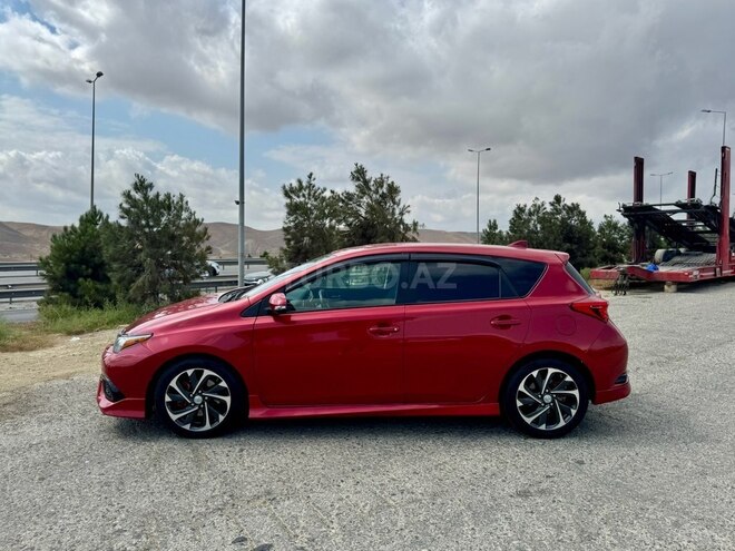 Toyota Corolla 2015, 87,453 km - 1.8 l - Bakı