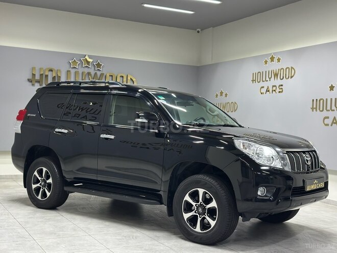 Toyota Land Cruiser Prado-4