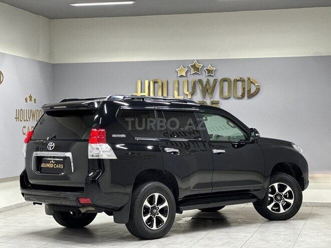 Toyota Land Cruiser Prado-9