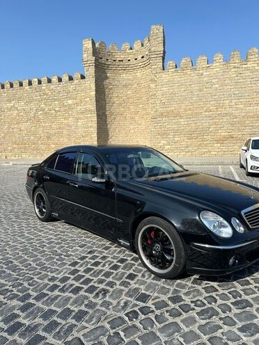 Mercedes E 240 2002, 317,000 km - 2.6 l - Bakı