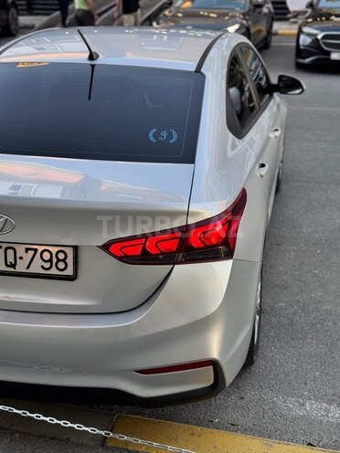 Hyundai Accent 2022, 61,155 km - 1.6 l - Bakı