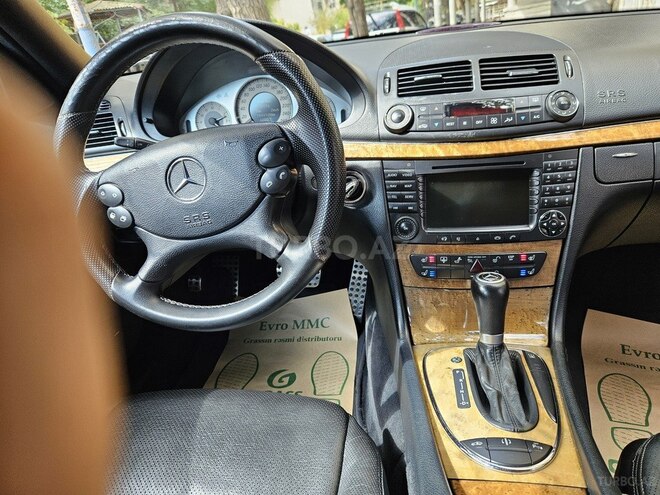 Mercedes E 350 2006, 246,400 km - 3.5 l - Bakı