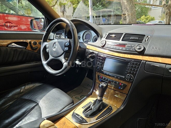 Mercedes E 350 2006, 246,400 km - 3.5 l - Bakı