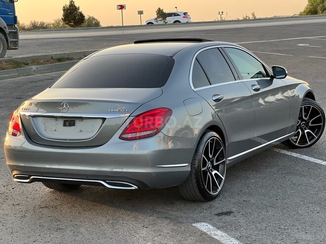 Mercedes C 220 d 2015, 178,000 km - 2.1 л - Bakı