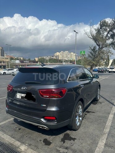 Kia Sorento-10