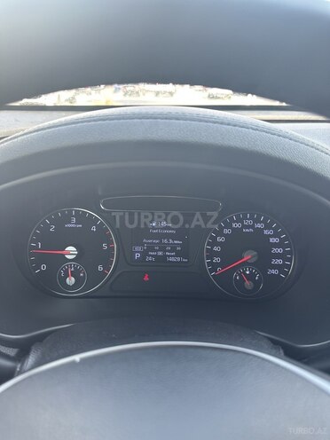 Kia Sorento-12